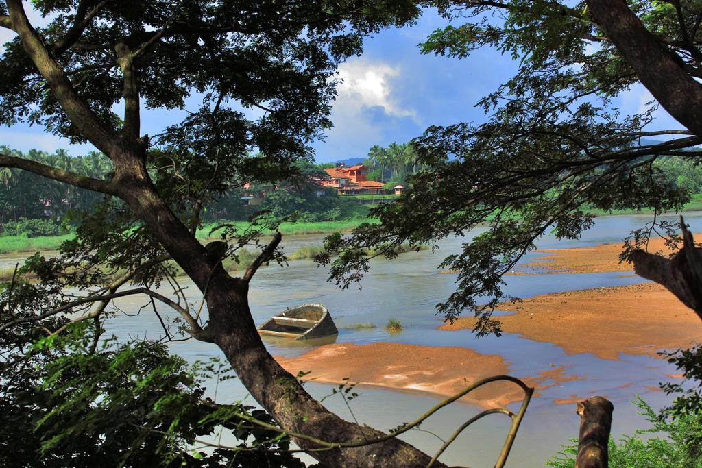 सहारा The River Retreat Heritage Ayurvedic Shoranur
