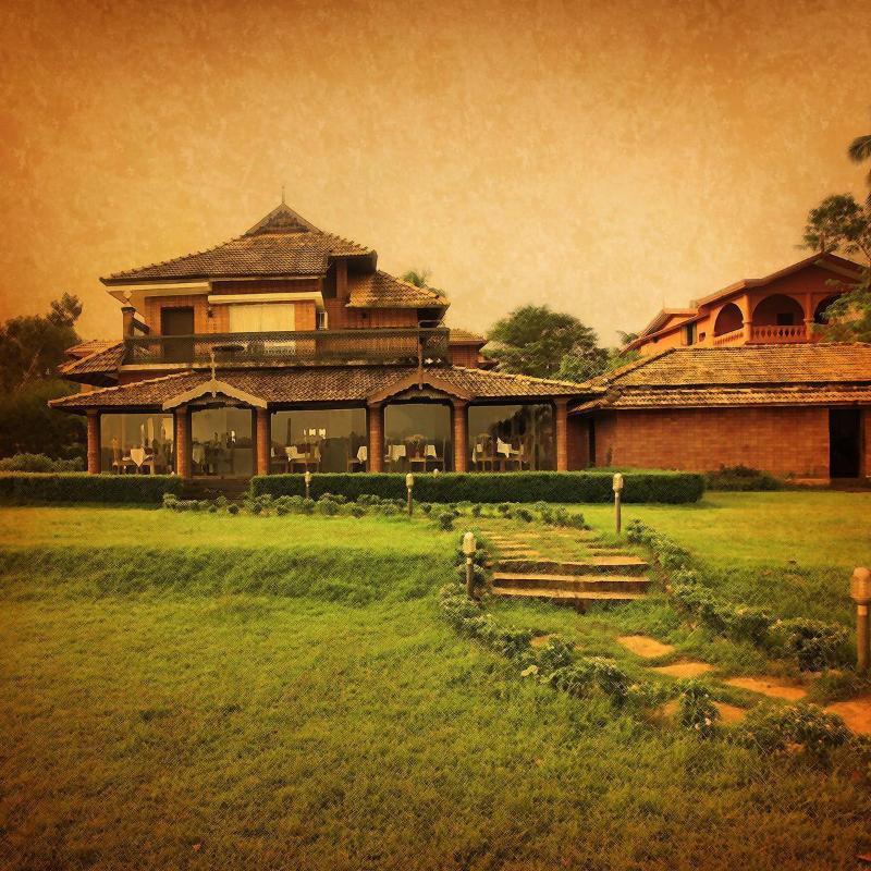 सहारा The River Retreat Heritage Ayurvedic 4*